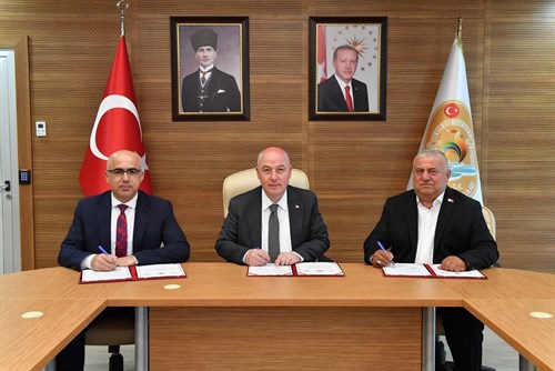 “Evlenecek Gençlerin Desteklenmesi İndirim Anlaşması İmza Protokolü” Valimiz Ömer Faruk Coşkun Başkanlığında Gerçekleştirildi