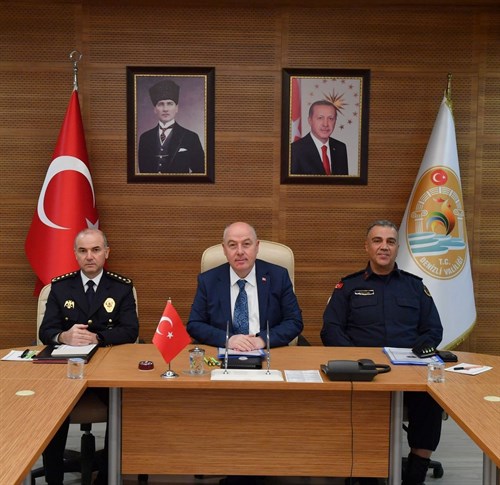 2025 MART AYINDA KOLLUK GÜÇLERİMİZ TARAFINDAN GERÇEKLEŞTİRİLEN ASAYİŞ VE GÜVENLİK UYGULAMALARINA DAİR GÜNCEL VERİLERE İLİŞKİN BASIN AÇIKLAMASI